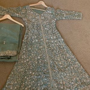 Brand new bridal outfit! Never even tried on